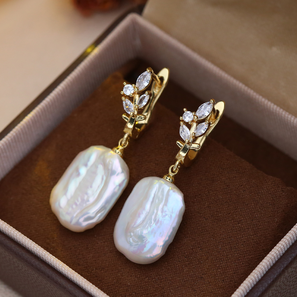 Statement Earrings Oversized - Brinco de Pérola Natural de Água