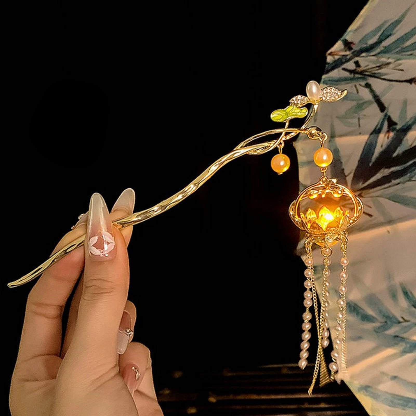 Grampo de Cabelo Luminoso com  - Women Accessories Trending avaliação e preço
