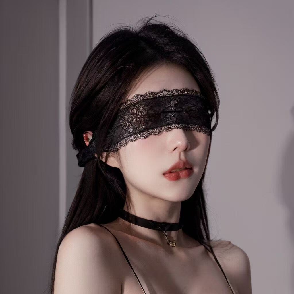 Máscara de Olhos Sexy em Renda - Women'S Accessories avaliação e preço