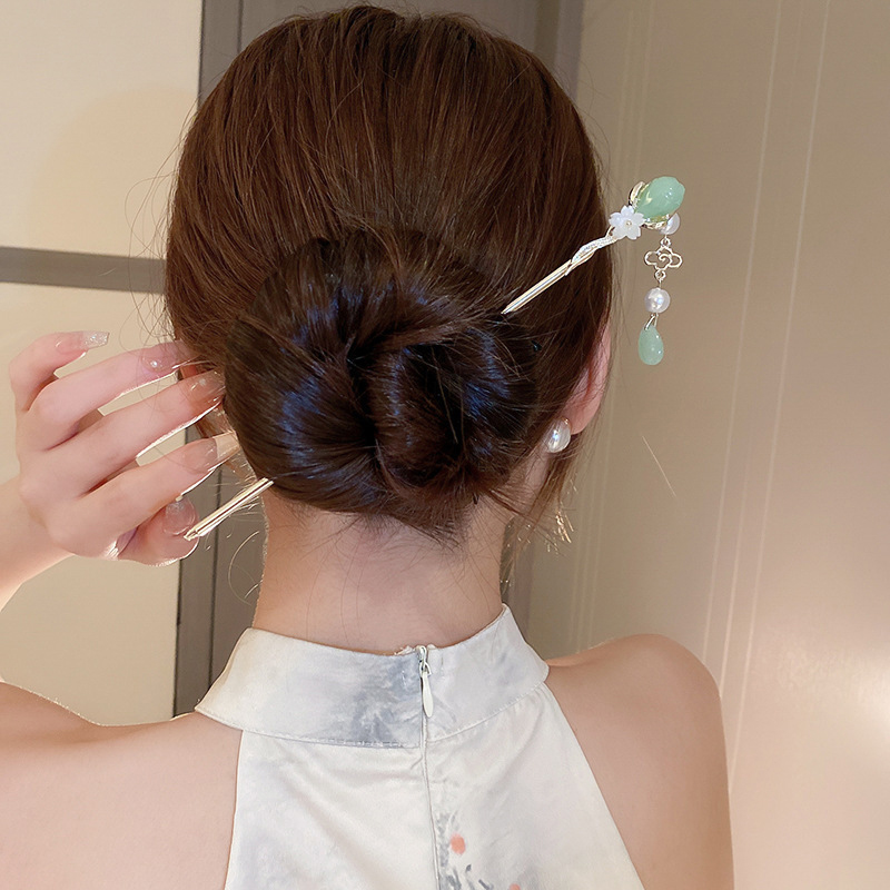 Grampo de Cabelo Vintage com F - Pearl Hair Pin avaliação e preço